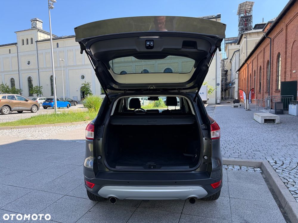 Ford Kuga 1.5 EcoBoost 2x4 Titanium - 26