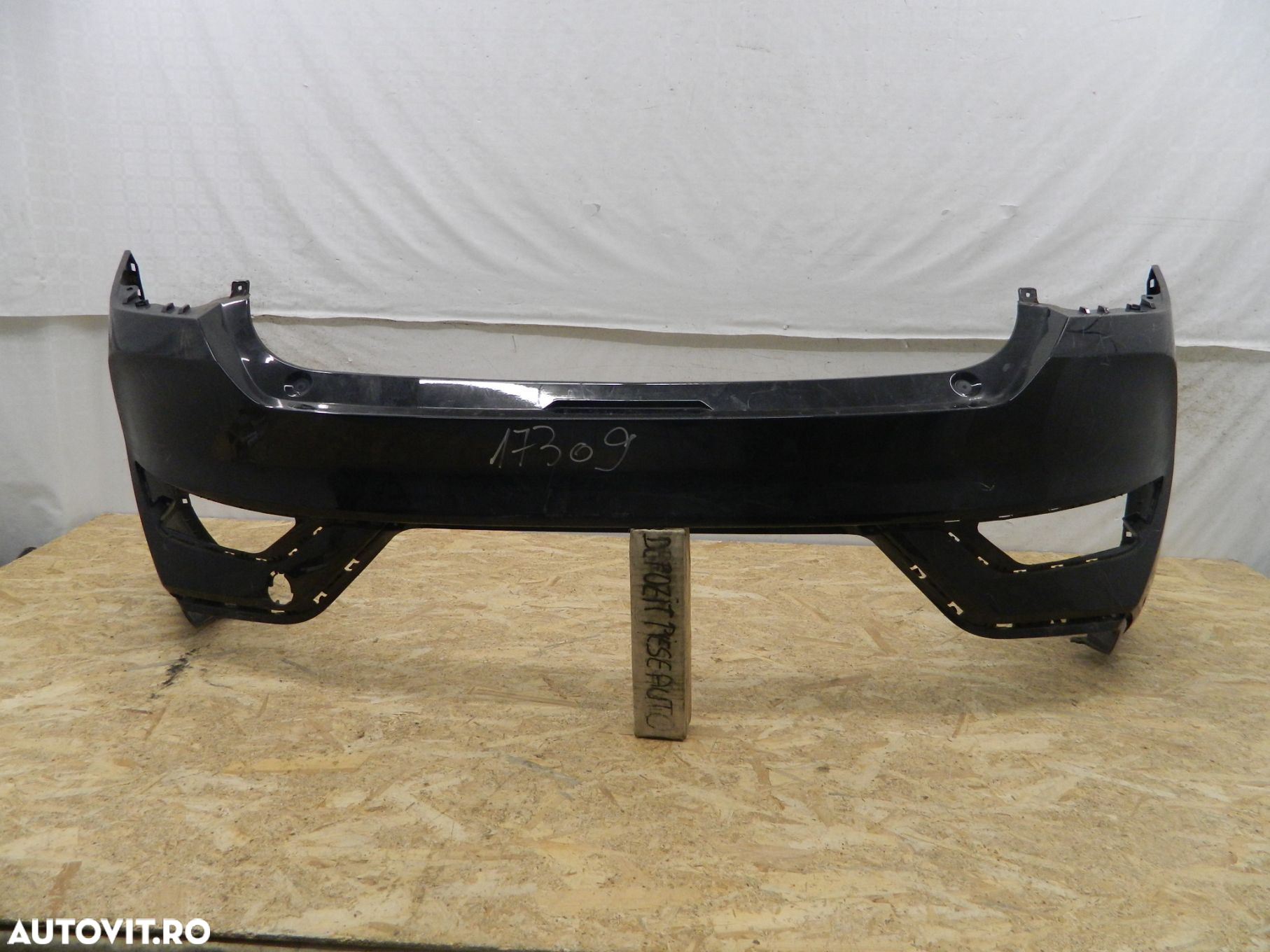 Bara spate Hyundai i30 Fastback, 2017, 2018, 2019, 2020, 2021, 86611G4AA0. - 2