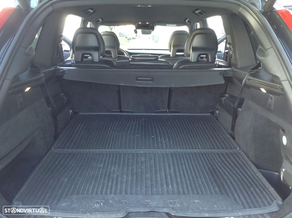 Volvo XC 90 2.0 D4 R-Design - 16