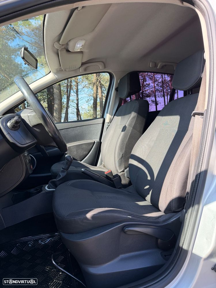 Renault Clio Sport Tourer - 7