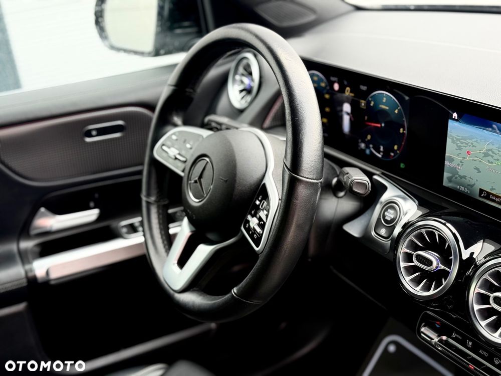 Mercedes-Benz GLB 220 d 8G-DCT AMG Line - 33