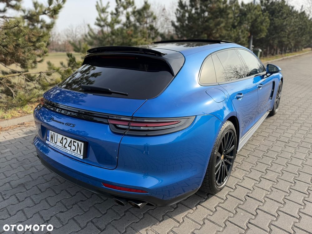 Porsche Panamera - 21
