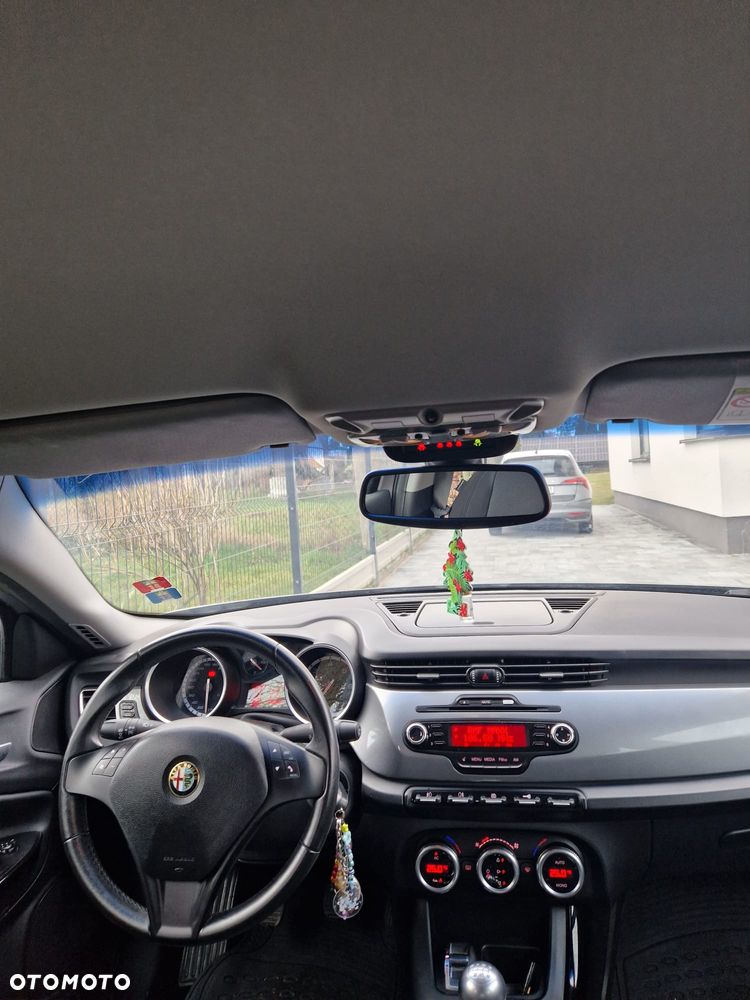 Alfa Romeo Giulietta 2.0 JTDM 16V - 7