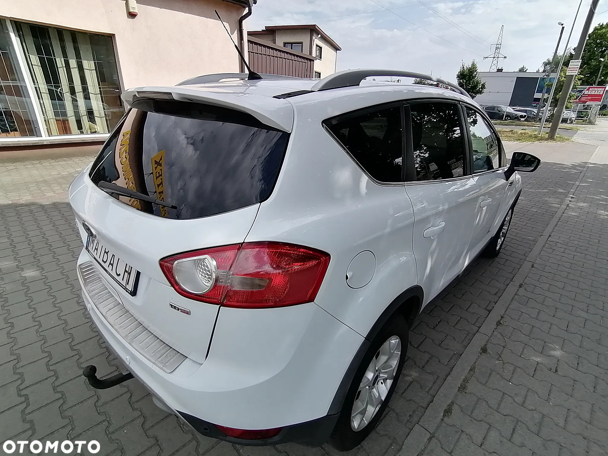 Ford Kuga 2.0 TDCi Titanium - 14