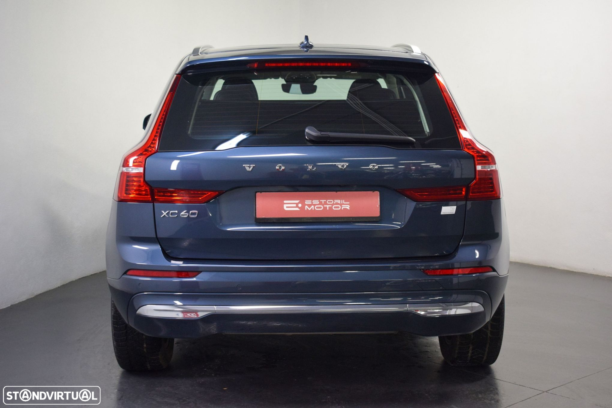 Volvo XC 60 2.0 T6 PHEV Inscription AWD - 4