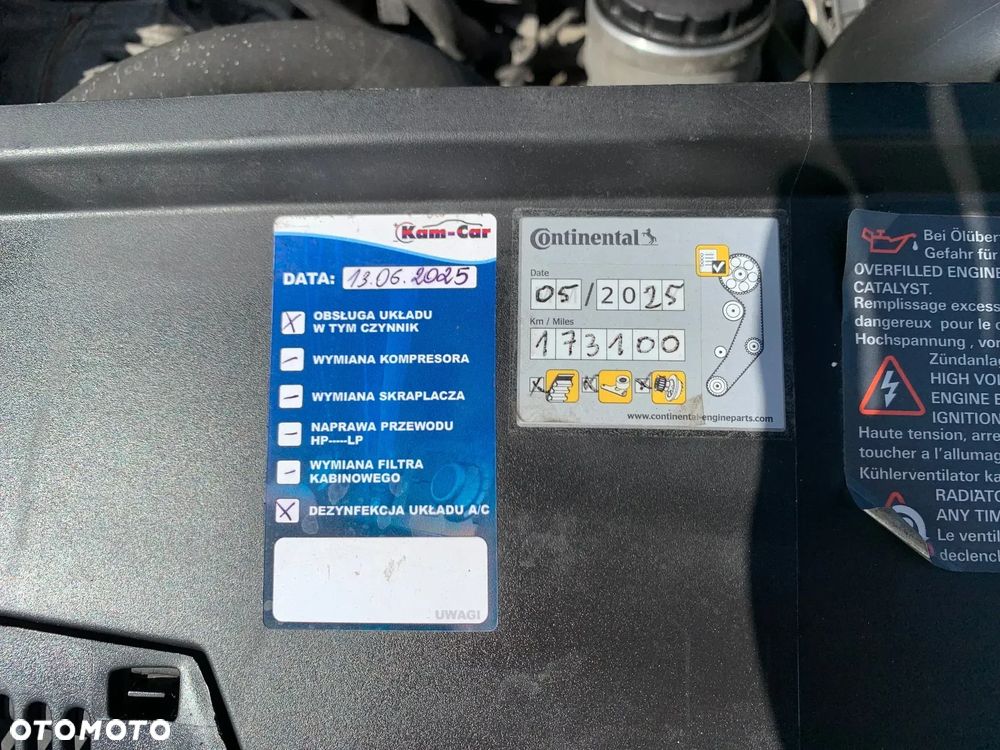 Volkswagen Golf - 21