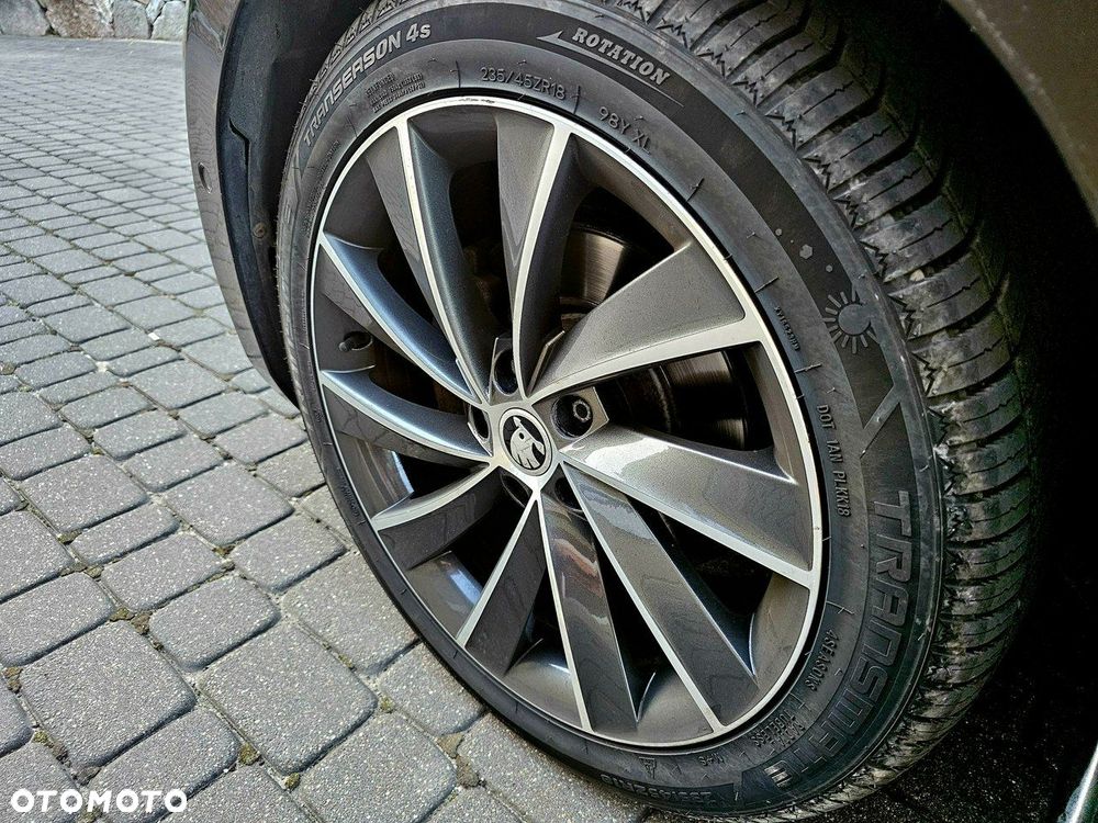 Skoda Superb 2.0 TDI SCR L&K DSG - 26