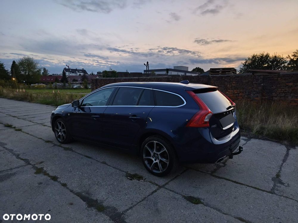 Volvo V60 D4 AWD Ocean Race - 7