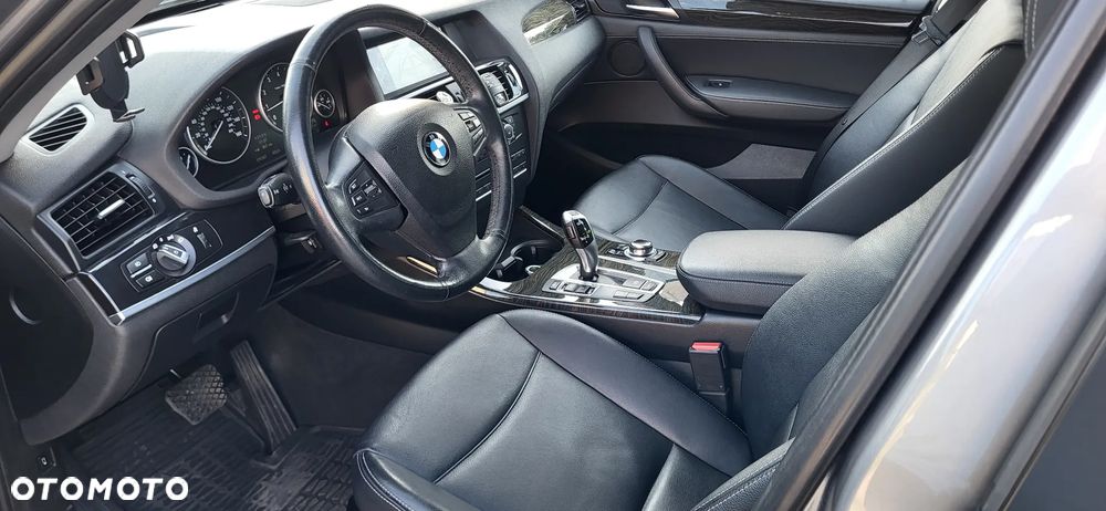 BMW X3 xDrive28i - 8