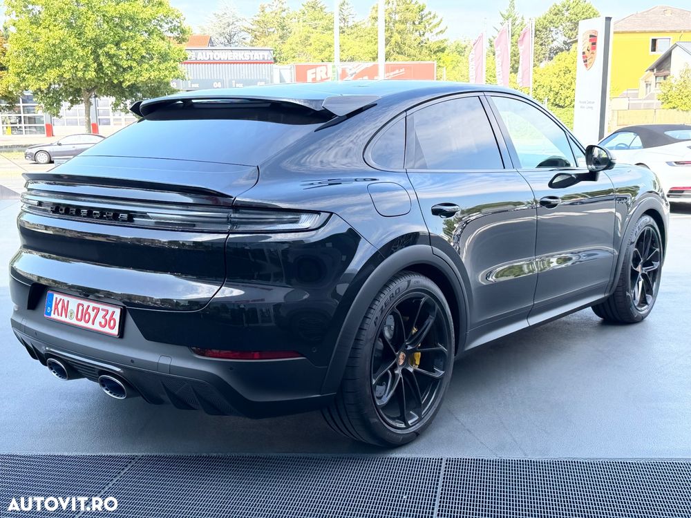 Porsche Cayenne Turbo - 9