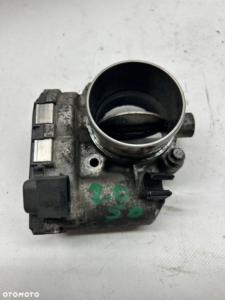 PRZEPUSTNICA VOLVO V60 XC60 V70 XC70 2.4 D4 D5 31216665 - 2