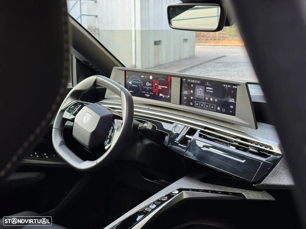 Peugeot 3008 1.2 Hybrid Allure e-DCS6 — fotografia 27