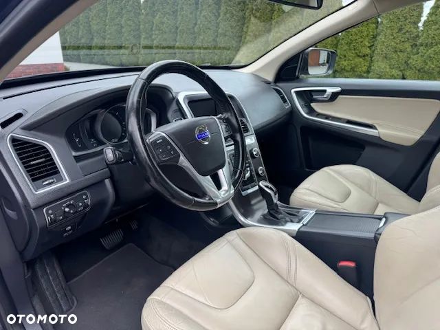 Volvo XC 60 - 10