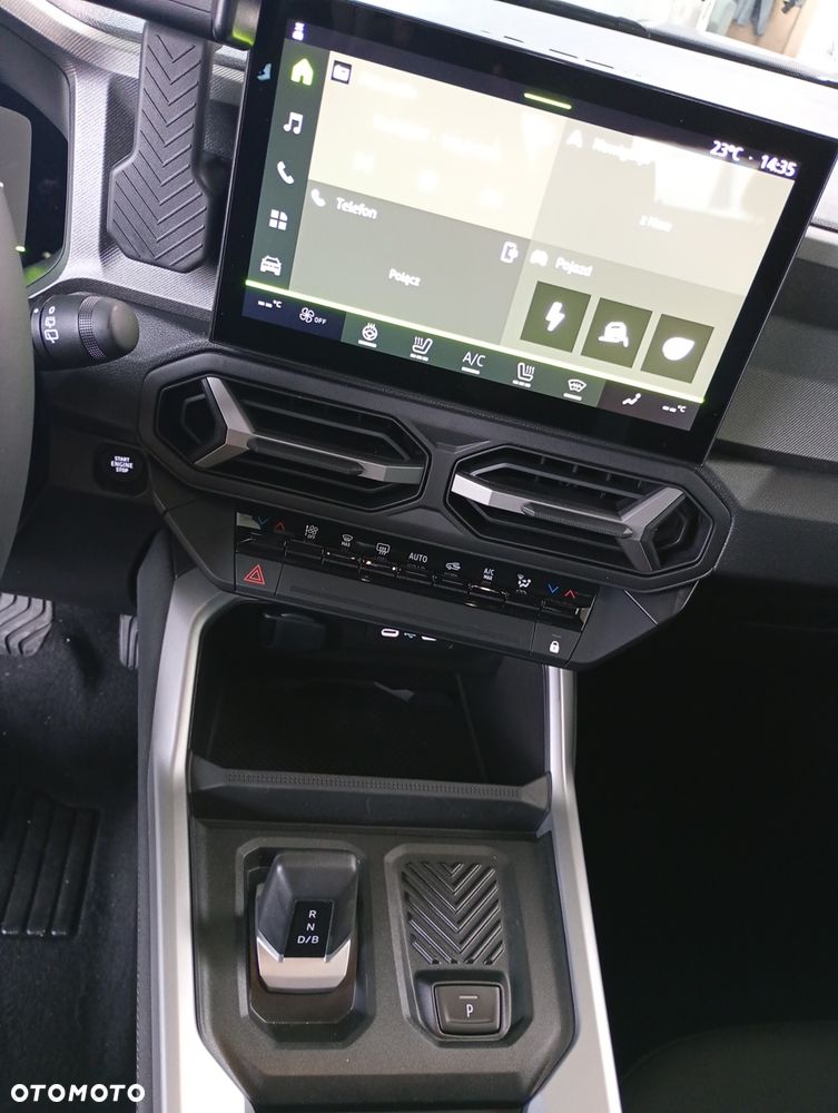 Dacia Bigster 1.8 Full Hybrid 155 Journey MMT - 11
