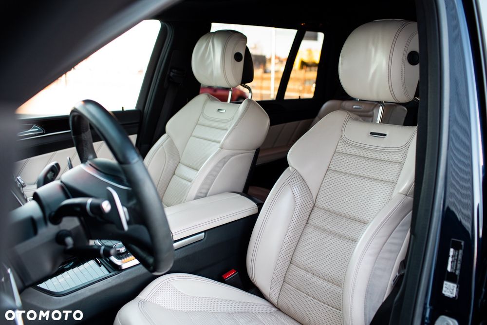 Mercedes-Benz GL - 11