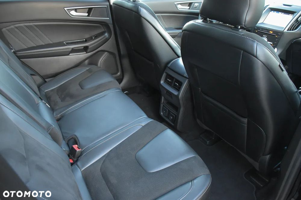 Ford Edge 2.0 TDCi Bi-Turbo 4x4 ST-LINE - 34