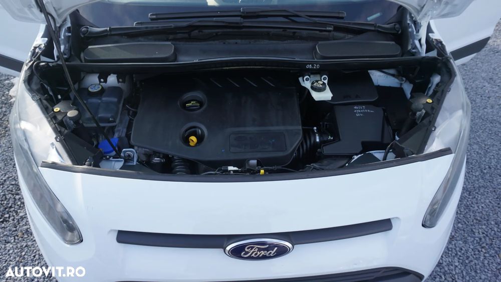 Ford Transit Connect - 24