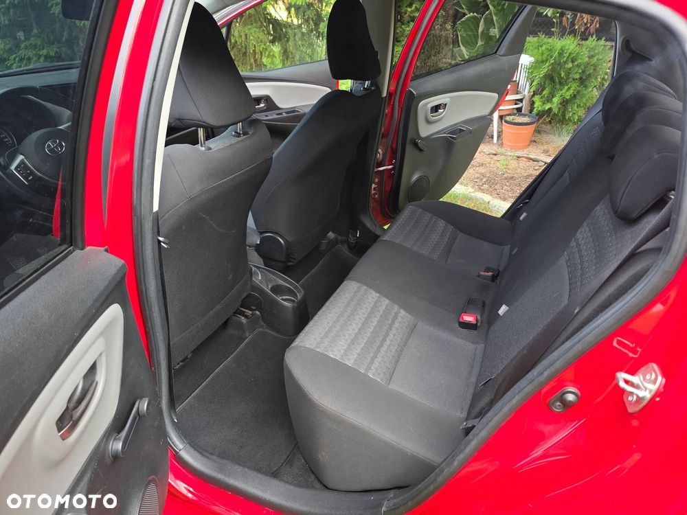 Toyota Yaris 1.33 Premium - 8