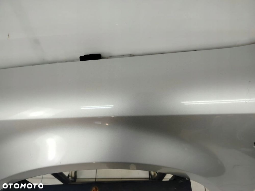 AUDI A4 B6 SEDAN KOMBI 00R- BŁOTNIK LEWY PRZÓD PRZEDNI LY7W - 4