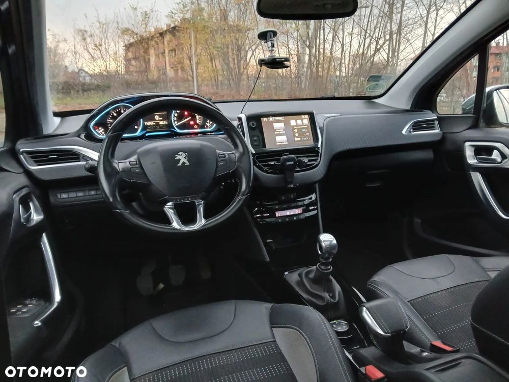 Peugeot 2008 BlueHDi FAP 120 STOP & START Allure - 22