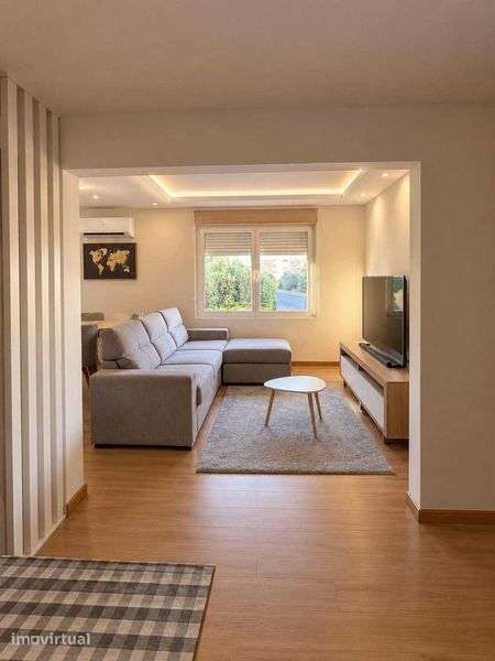 Apartamento T3 Santo António dos Cavaleiros - Grande imagem: 5/12