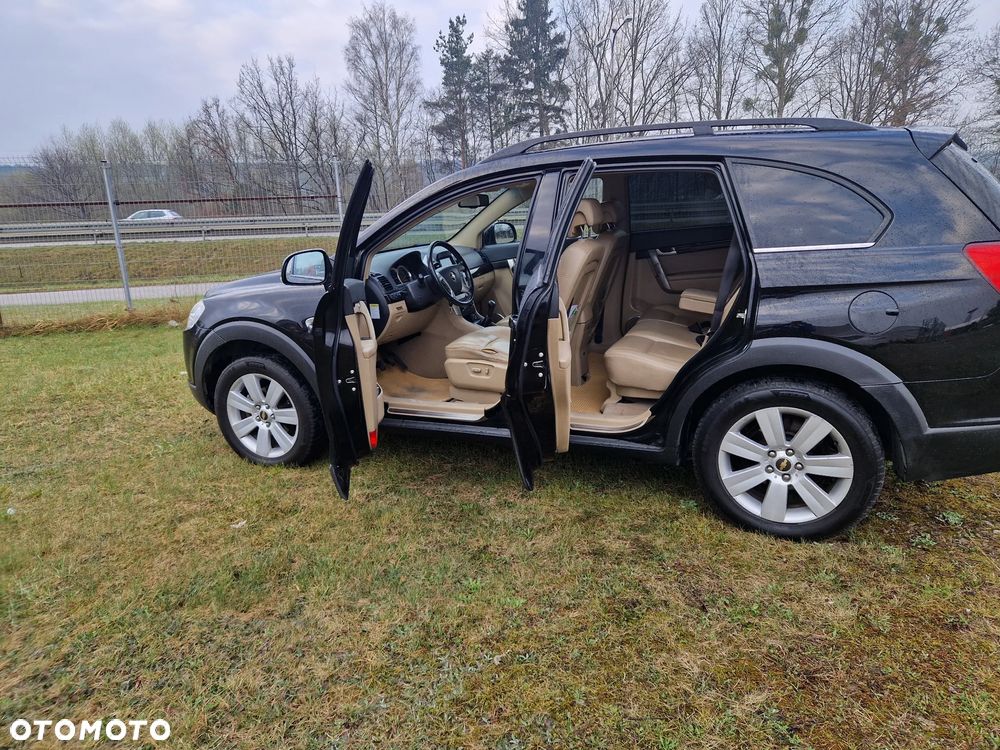 Chevrolet Captiva 2.0 d LT base - 12