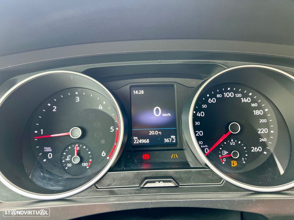 VW Tiguan 1.6 TDI Confortline - 23