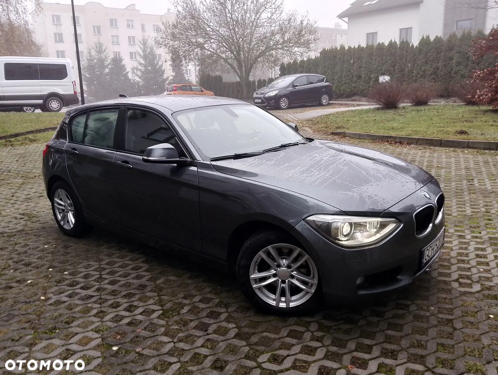 BMW Seria 1 118i Sport Line - 3