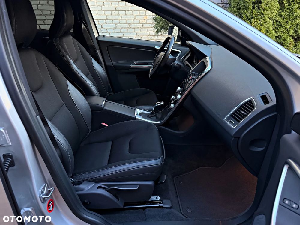 Volvo XC 60 D4 Geartronic Linje Inscription - 27