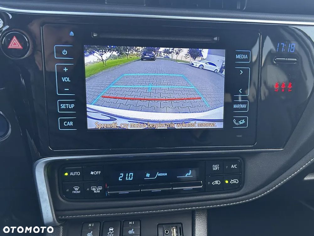 Toyota Auris 1.8 VVT-i Hybrid Automatik Executive - 9