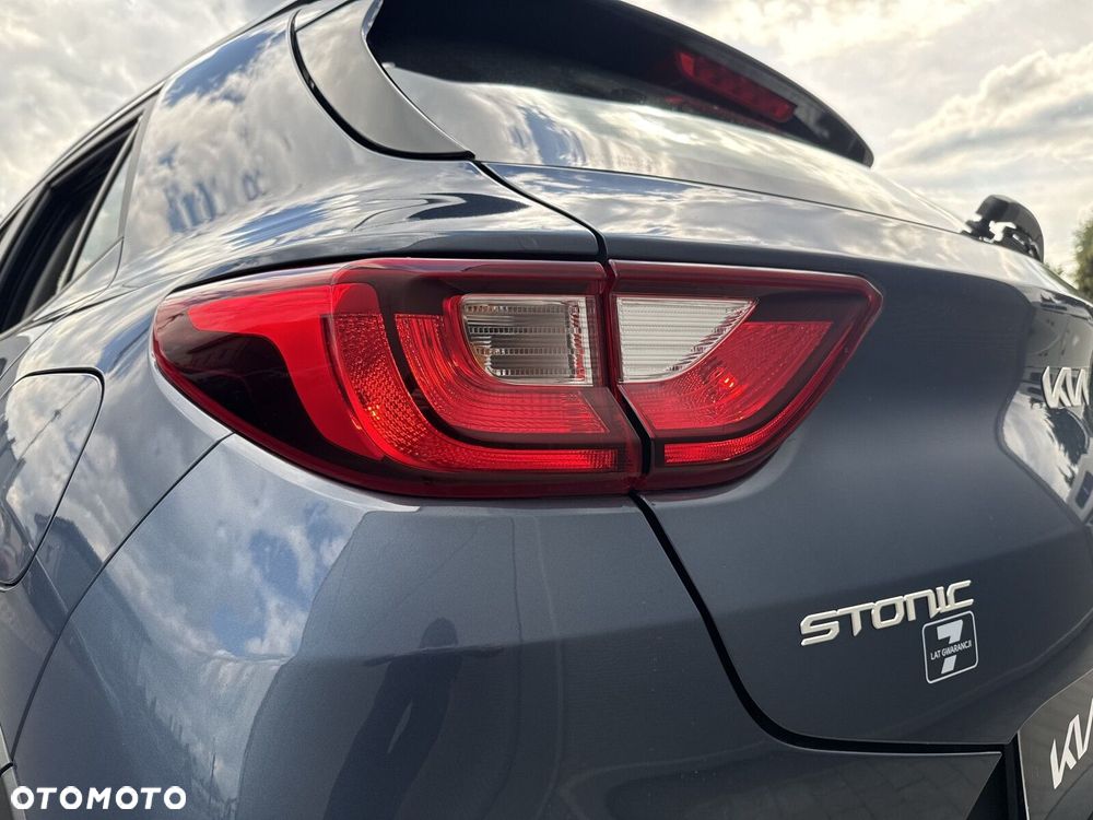 Kia Stonic 1.2 L - 10