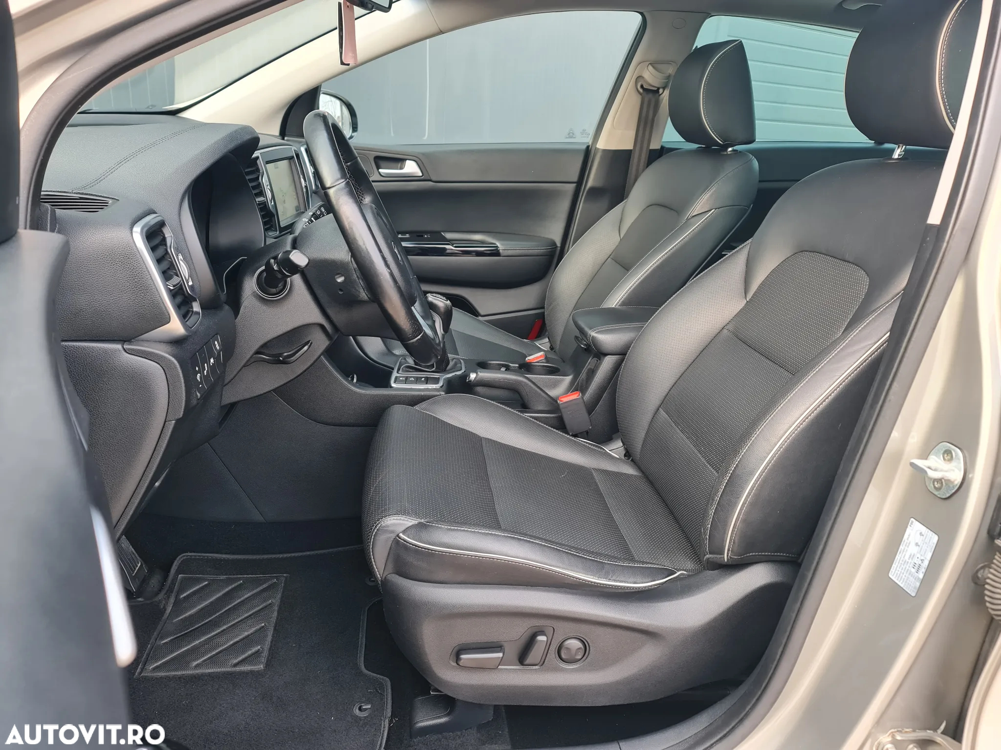 Kia Sportage 1.7 CRDI 2WD Vision - 11