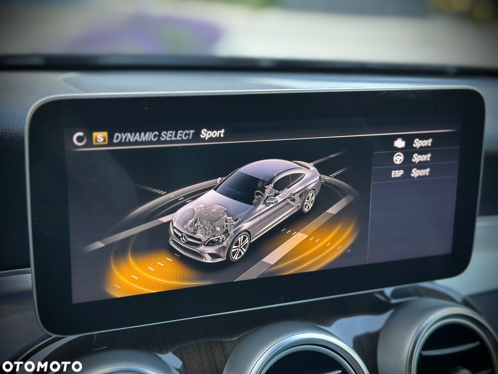 Mercedes-Benz Klasa C 300 d Coupe 9G-TRONIC AMG Line - 29
