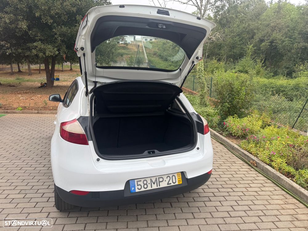 Renault Mégane 1.5 dCi Dynamique - 5