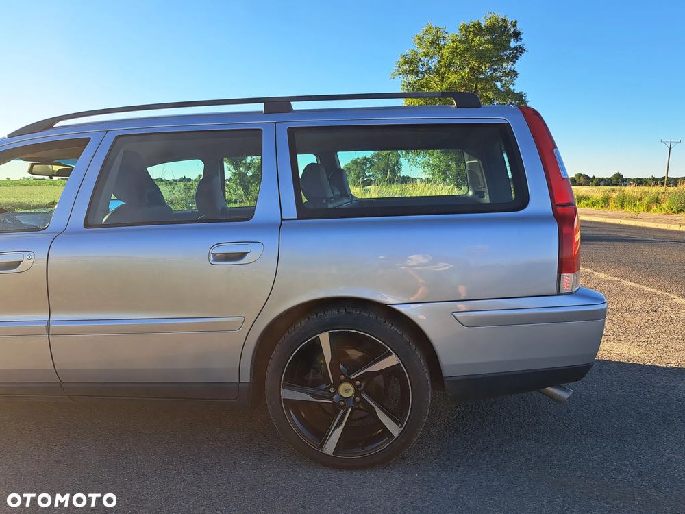 Volvo V70 2.4 - 6