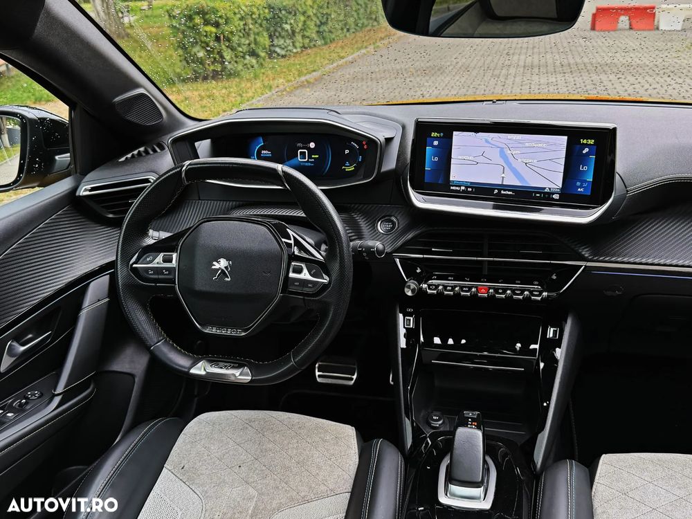 Peugeot 208 Elektromotor 136 GT Pack - 4