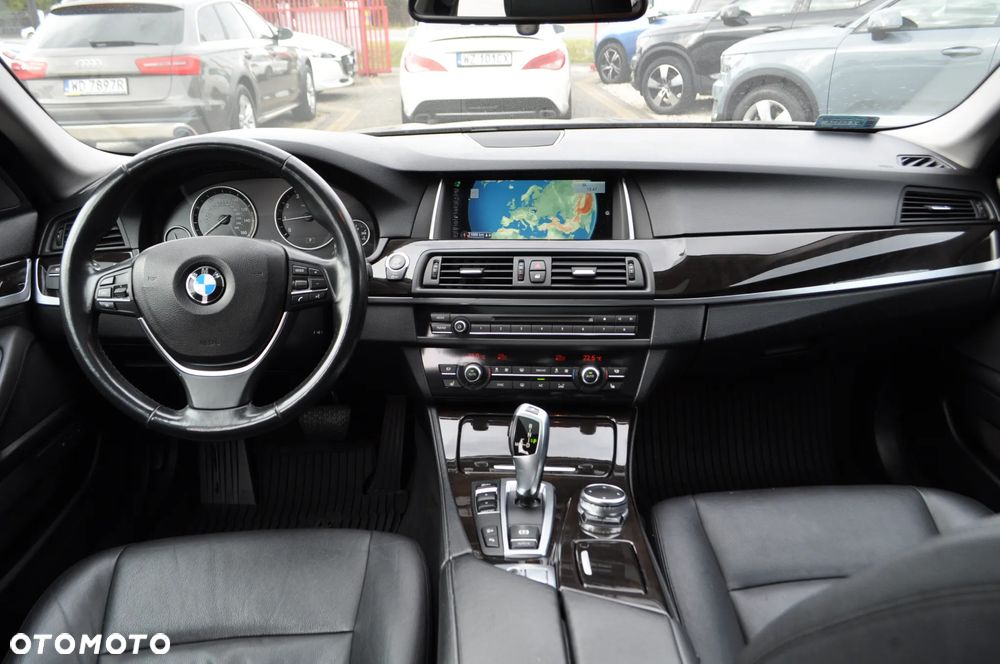 BMW Seria 5 528i xDrive Sport-Aut Modern Line - 27