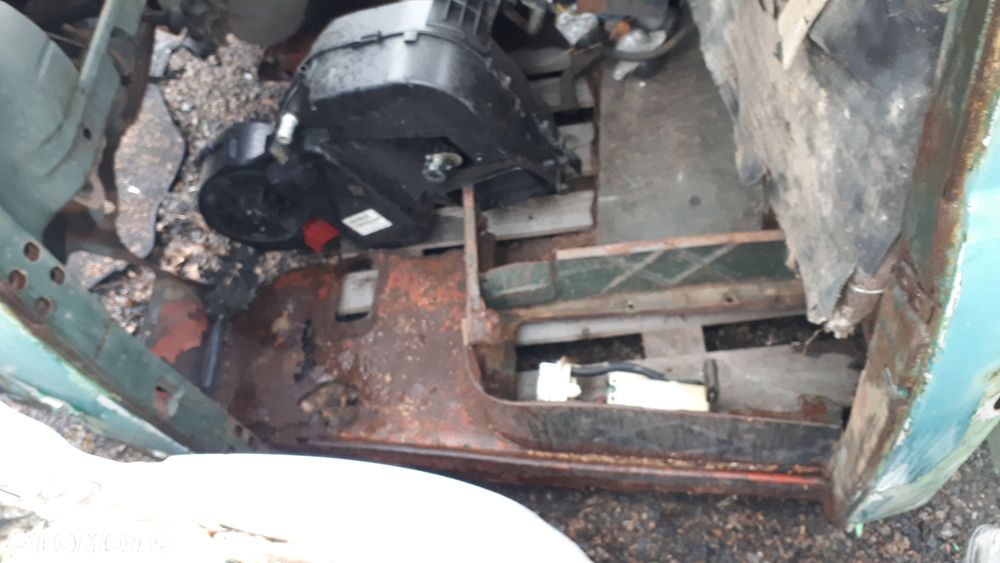 GAZ 51 63 LUBLIN części Rama Kabina Silnik Zawieszenie błotniki lampy koła - 22