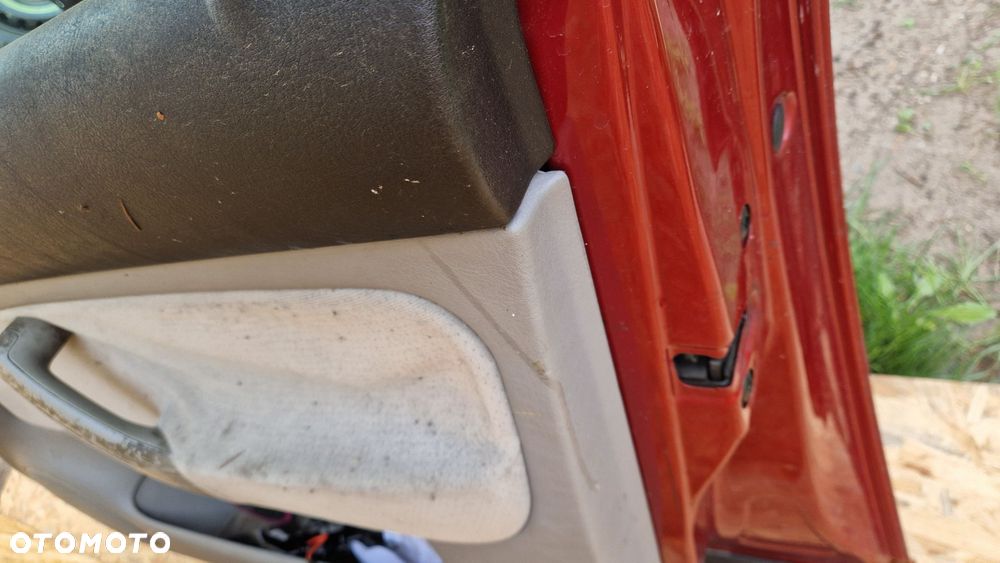 VW GOLF 4 IV DRZWI PRZÓD PRAWY PRAWE  KOD LAK. LC3K - 7