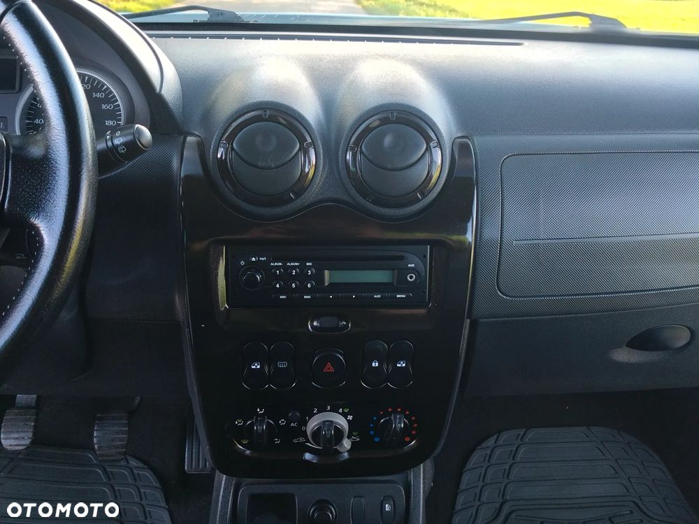 Dacia Duster 1.6 16V 4x2 Prestige - 29