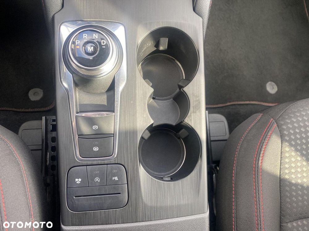 Ford Kuga - 20