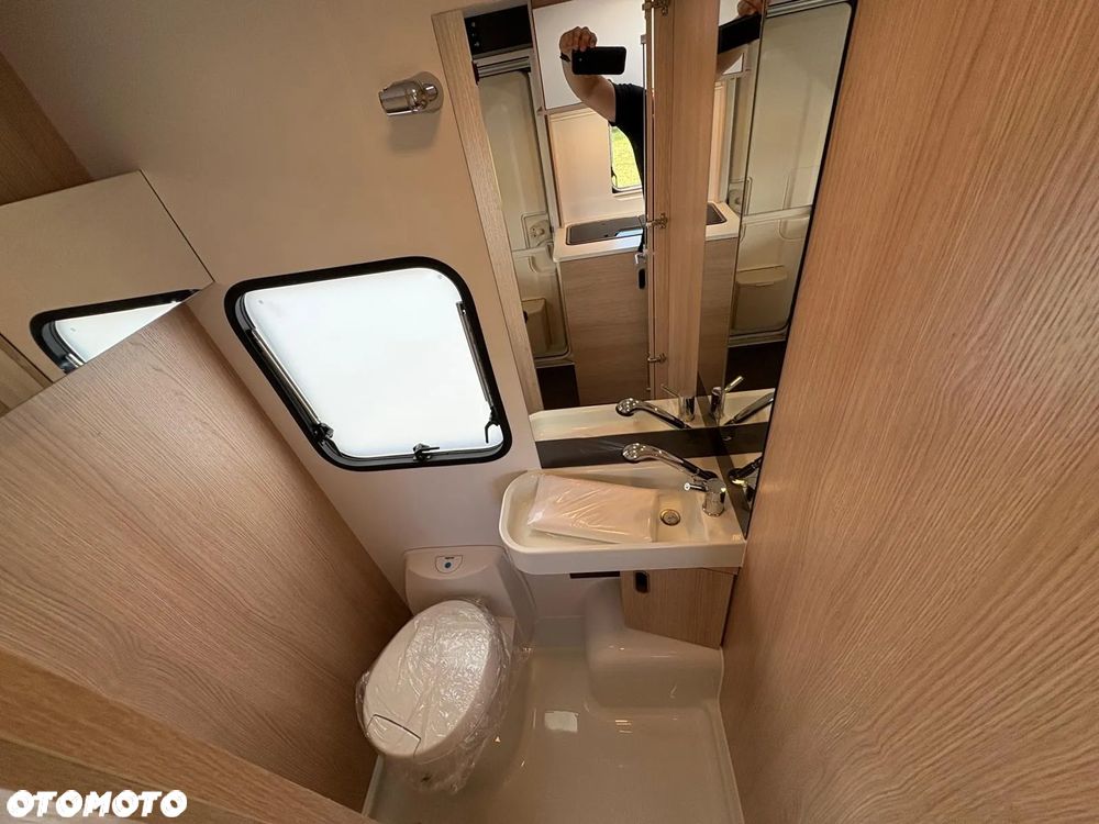 Adria Aviva 360 dk - 11