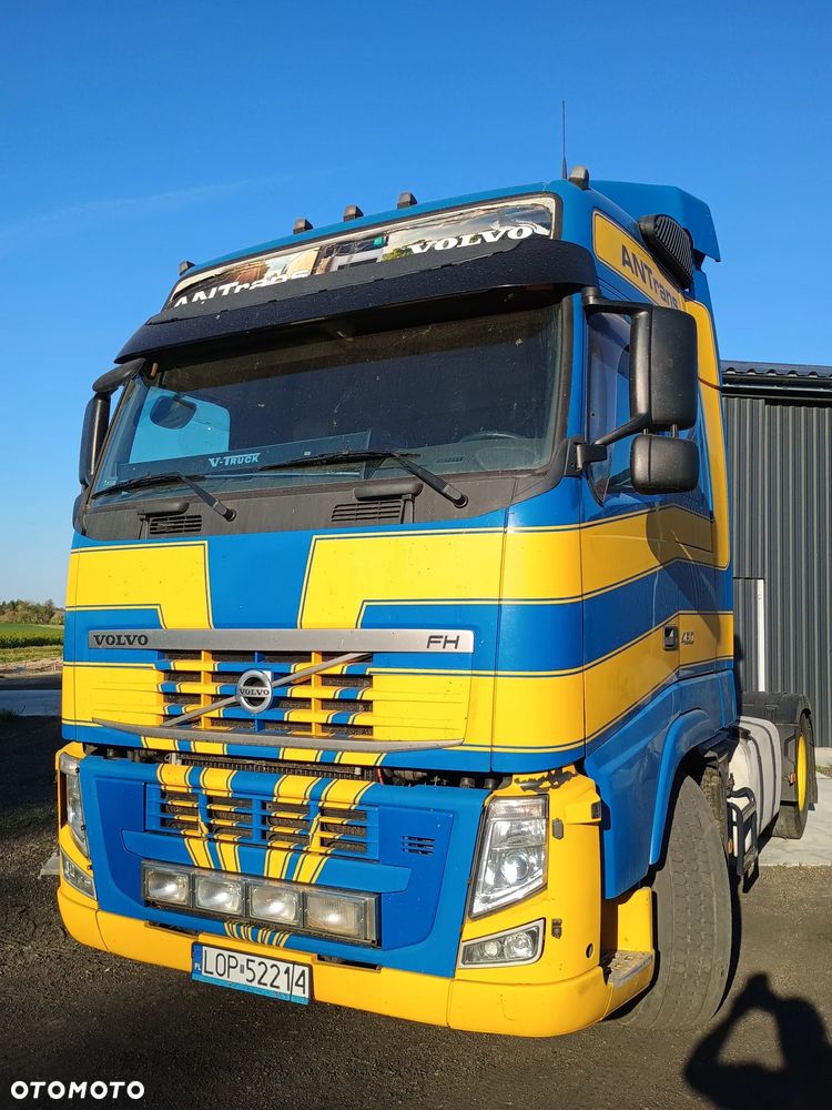 Volvo - 2