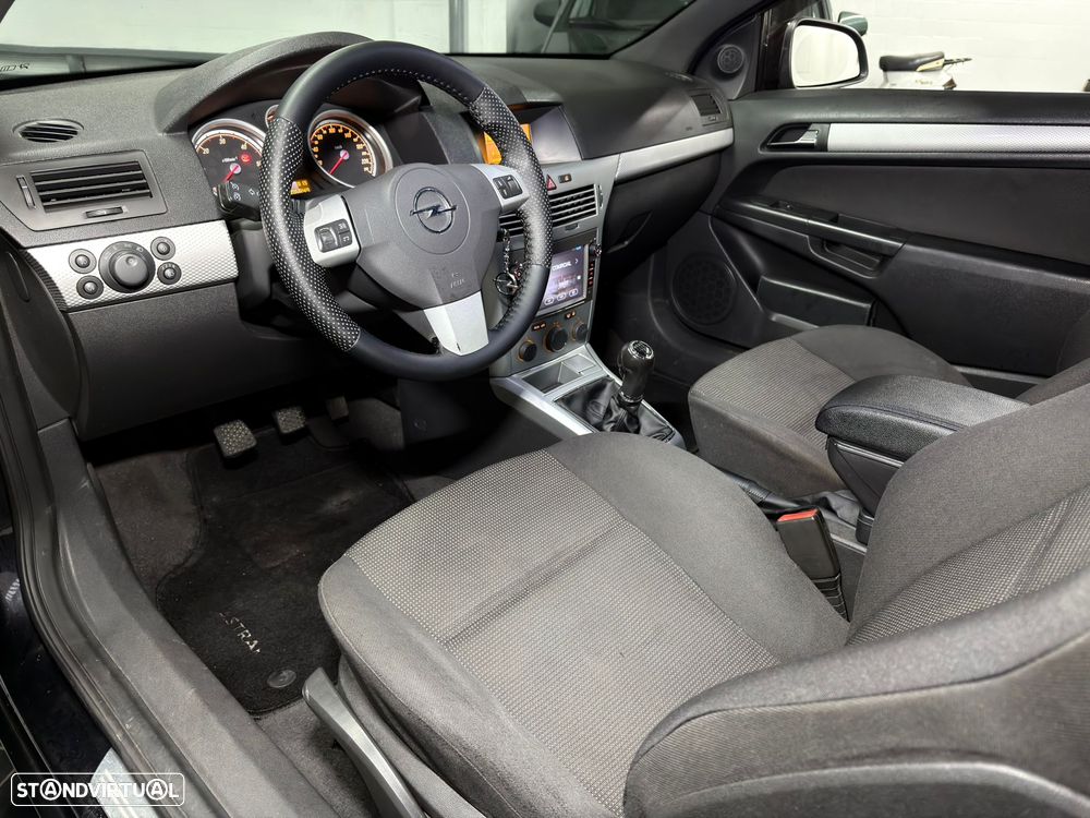 Opel Astra GTC 1.7 CDTI DPF Sport - 11