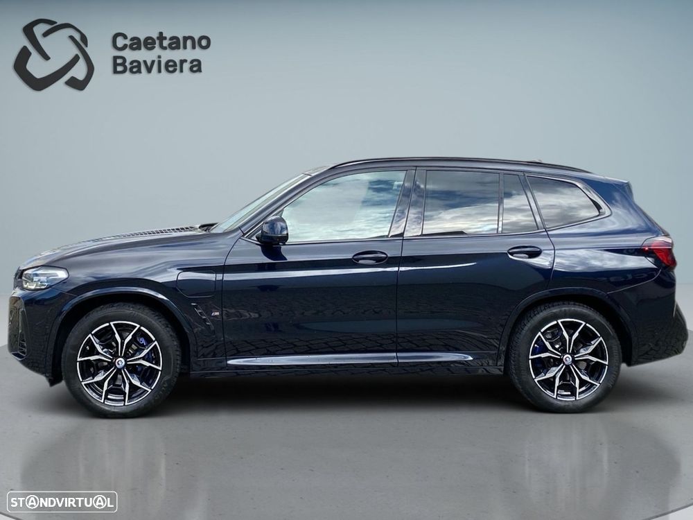 BMW X3 30 e xDrive Pack M 50 anos - 29
