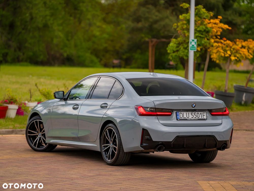 BMW Seria 3 320d xDrive Edition M Sport Shadow - 7