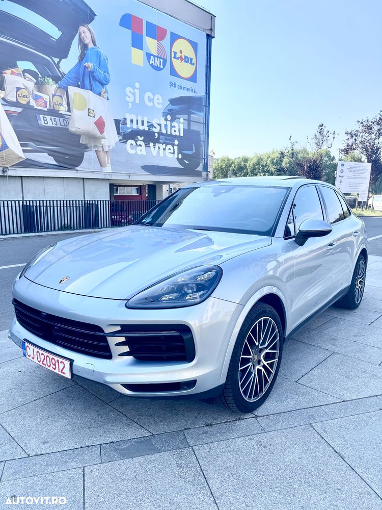 Porsche Cayenne S - 16