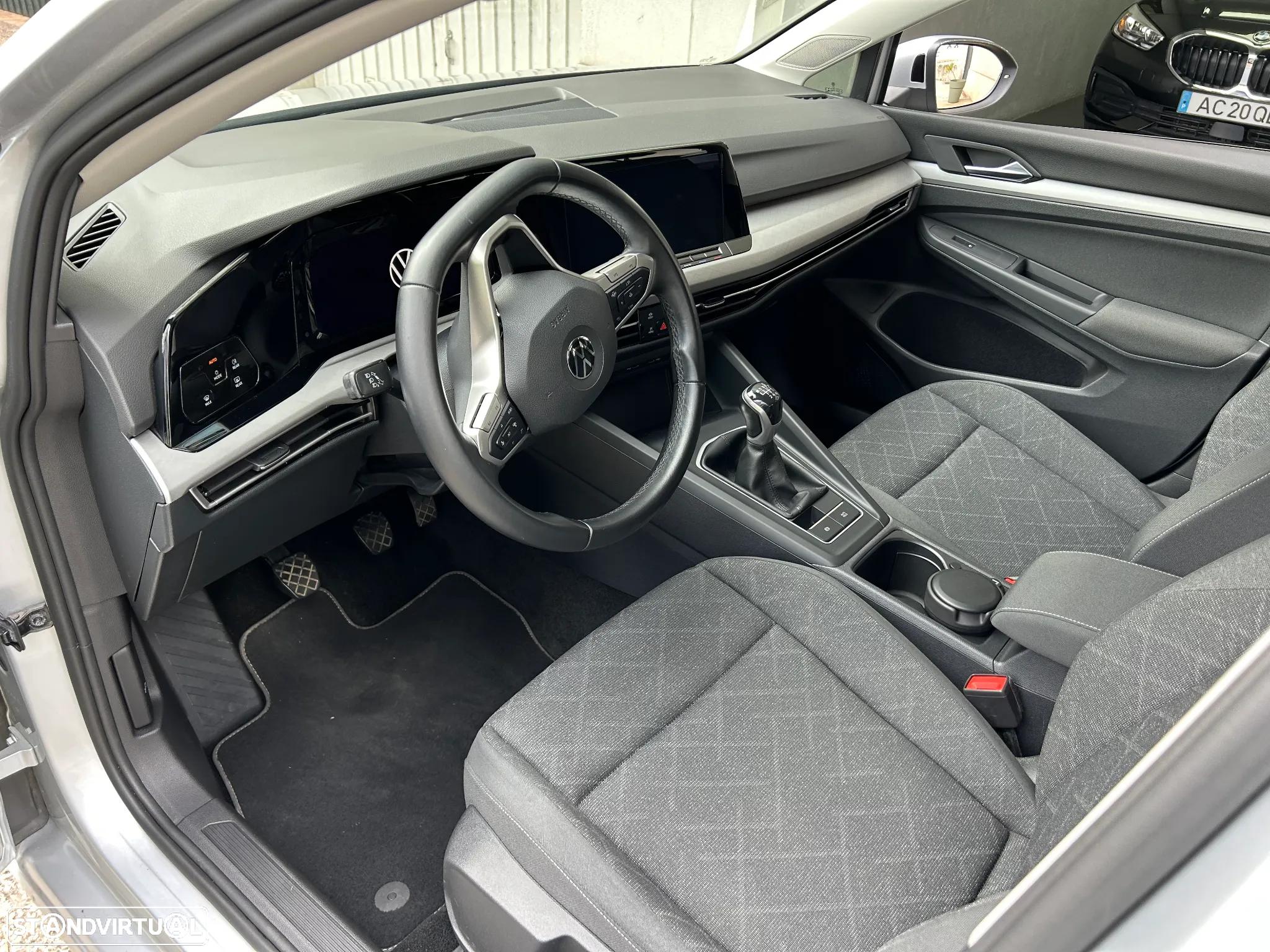 VW Golf 2.0 TDI Life - 26
