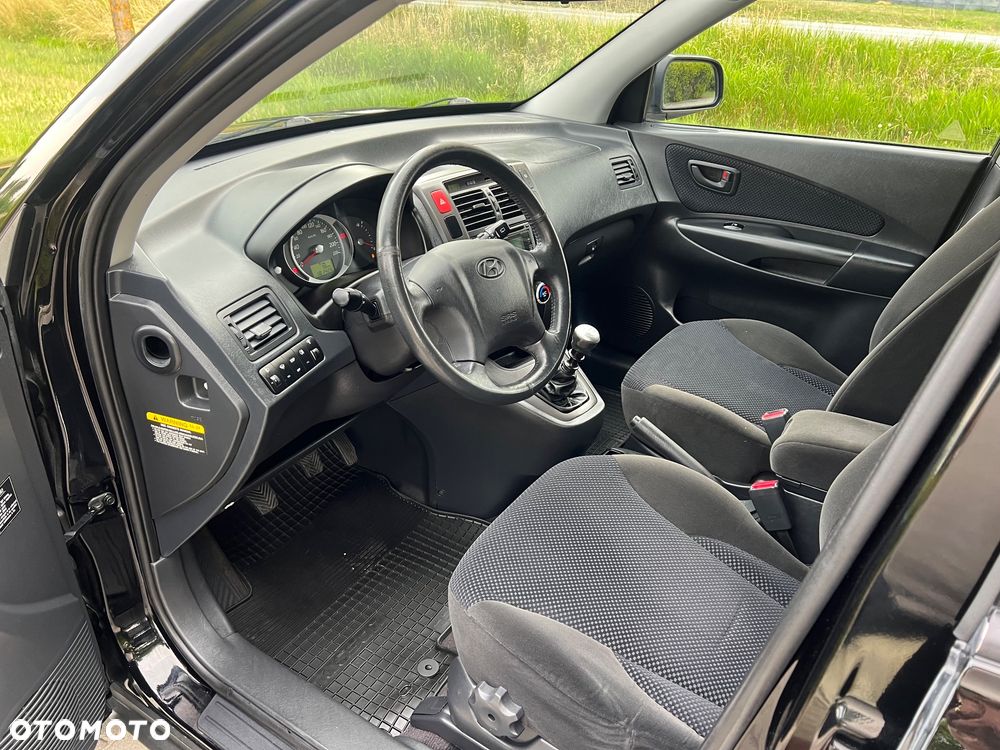 Hyundai Tucson 2.0 CRDi 2WD GLS - 24