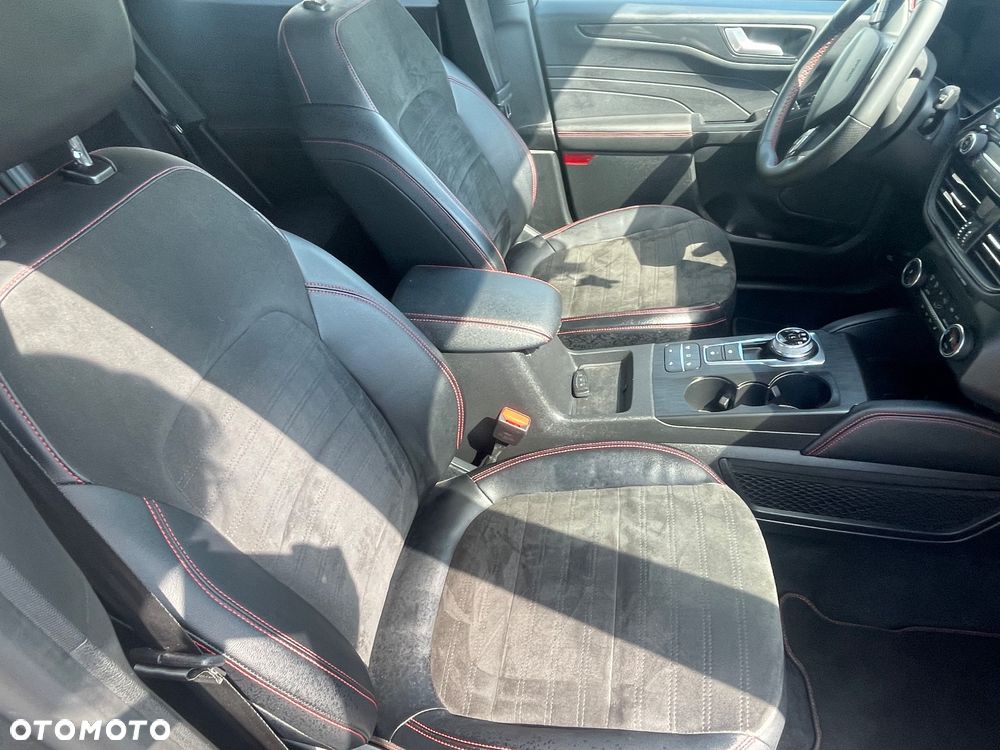 Ford Kuga 2.5 Duratec PHEV ST-LINE - 10